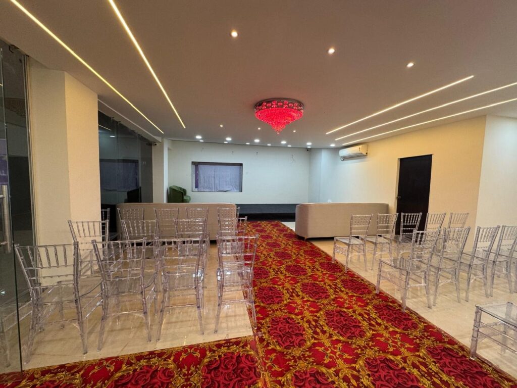 d553f542 1423 4b6f b250 3f577b7c4e88